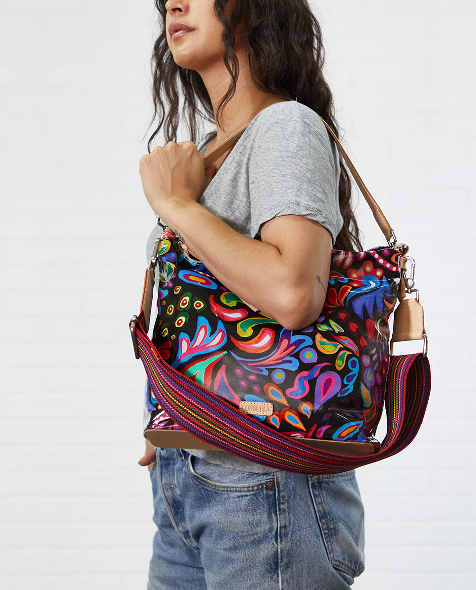 Consuela Sophie Hobo
 – Consuela