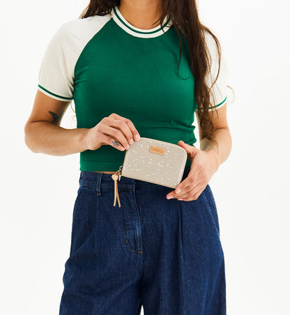 Consuela Wallet - Faye Zippy
