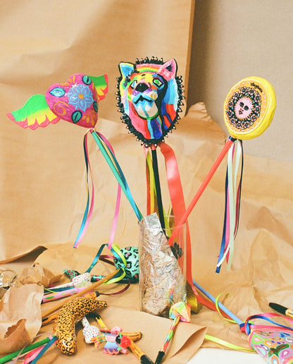 Consuela Gift - Leo Shaker
