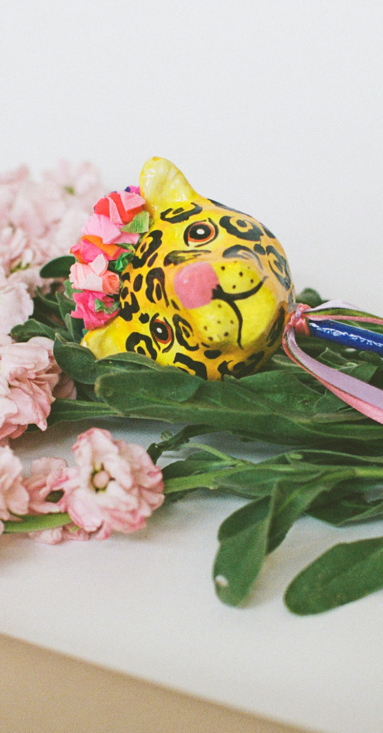 Consuela Gift - Leopard Shaker